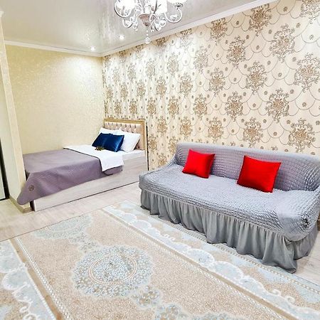 Абсолютно Новая Квартира Класса Люкс Taraz Kültér fotó